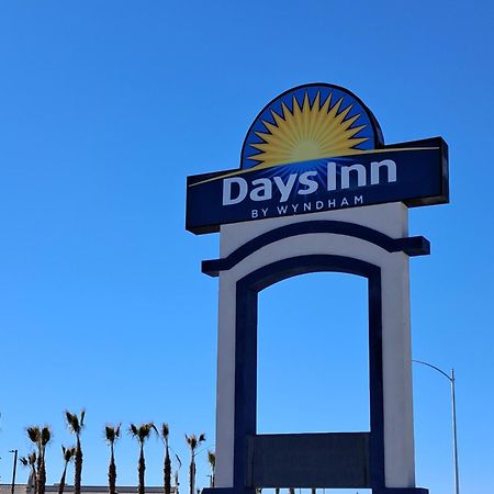 Days Inn By Wyndham Safford, Az Exteriör bild