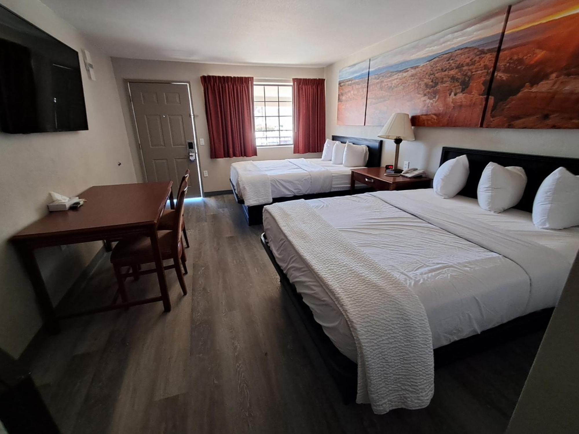 Days Inn By Wyndham Safford, Az Exteriör bild