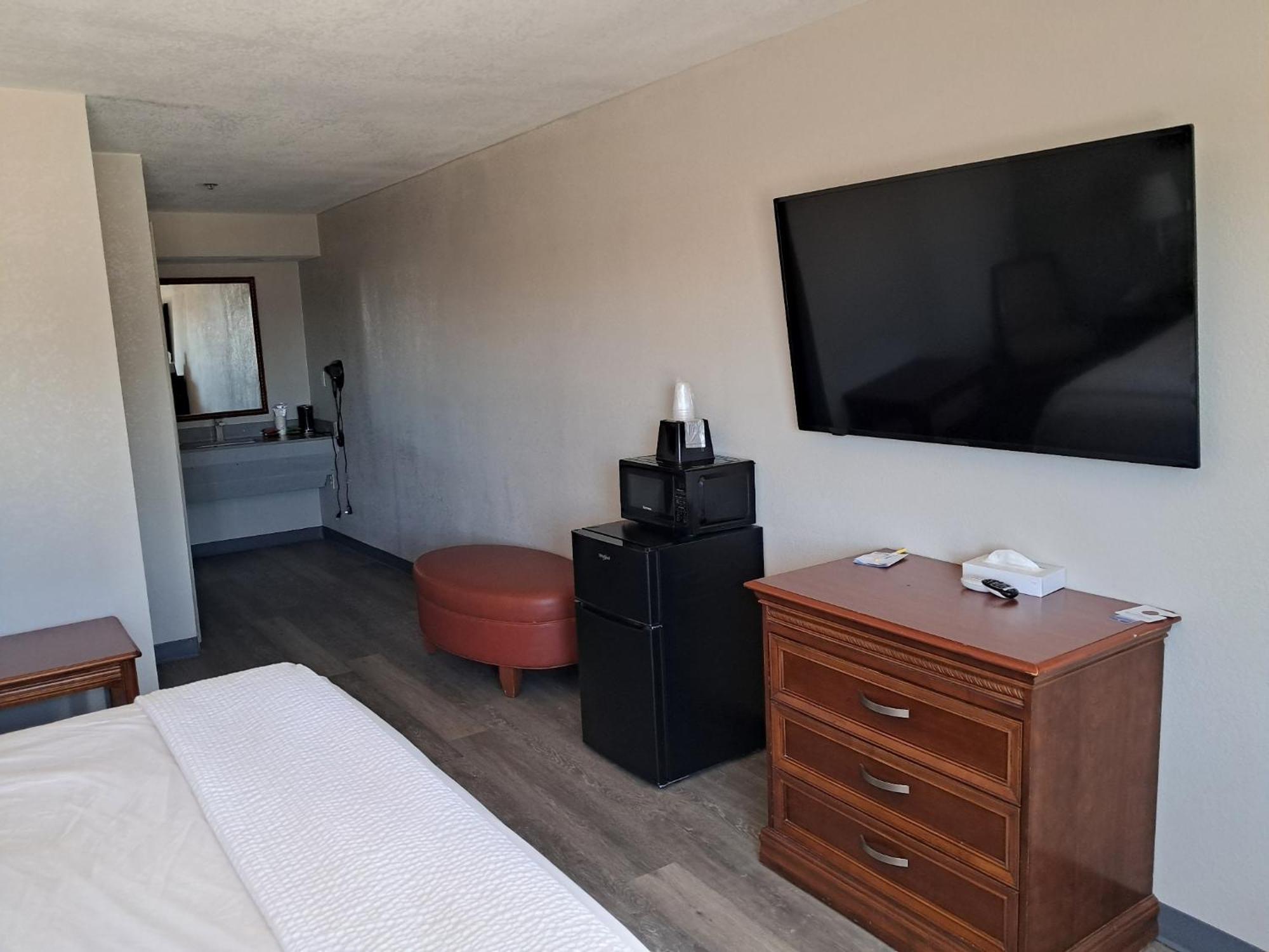Days Inn By Wyndham Safford, Az Exteriör bild